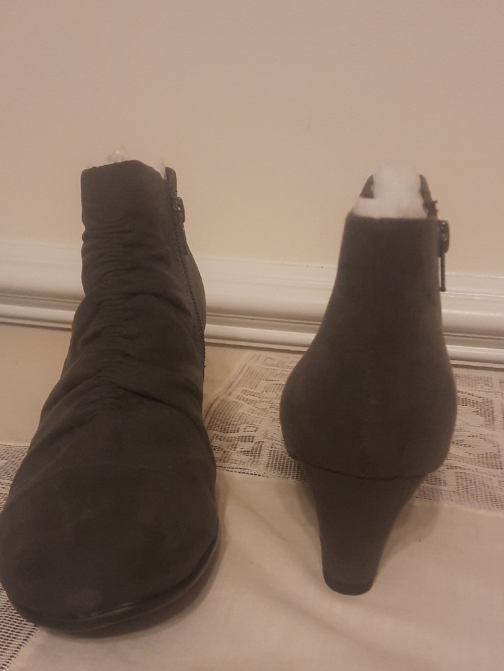 Women's Gray Suede Ruched Ankle Heeled Boots